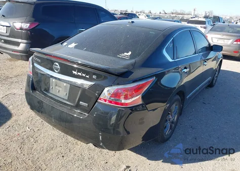 2015 Nissan Altima 2.5/2.5 S/2.5 Sl/2.5 Sv from USA, damaged, VIN 1N4AL3AP4FN917520